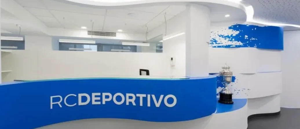 El Deportivo de La Coruña abre una nueva etapa con su traslado a Abegondo El Deportivo de La Coruña abre una nueva etapa con su traslado a Abegondo